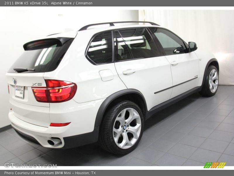 Alpine White / Cinnamon 2011 BMW X5 xDrive 35i