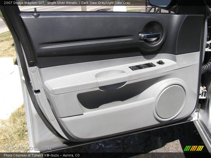 Bright Silver Metallic / Dark Slate Gray/Light Slate Gray 2007 Dodge Magnum SXT