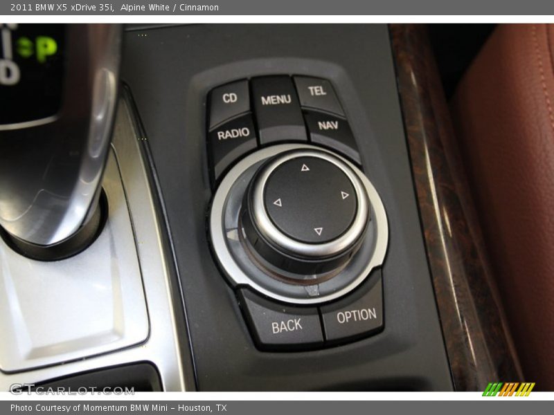Alpine White / Cinnamon 2011 BMW X5 xDrive 35i