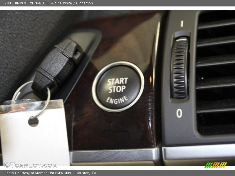 Alpine White / Cinnamon 2011 BMW X5 xDrive 35i