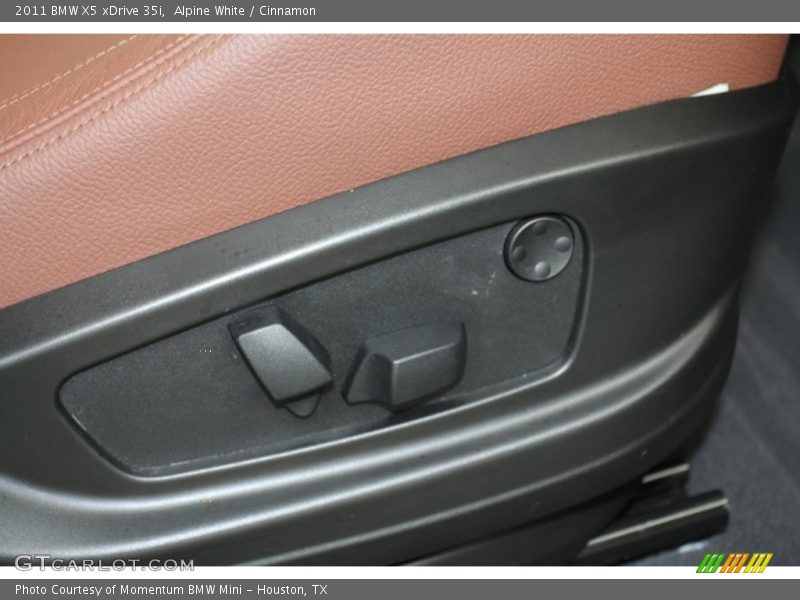 Alpine White / Cinnamon 2011 BMW X5 xDrive 35i