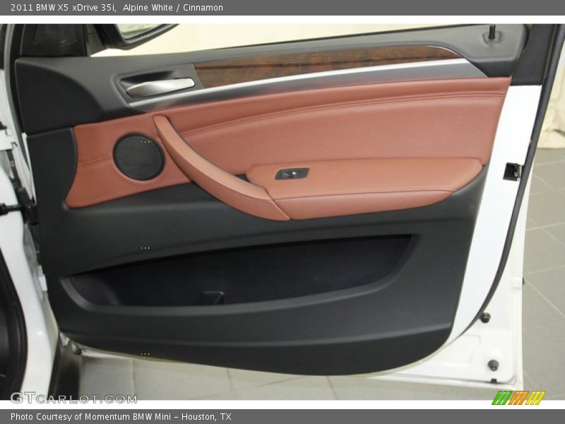 Alpine White / Cinnamon 2011 BMW X5 xDrive 35i