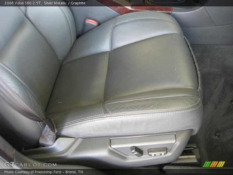 Silver Metallic / Graphite 2006 Volvo S80 2.5T