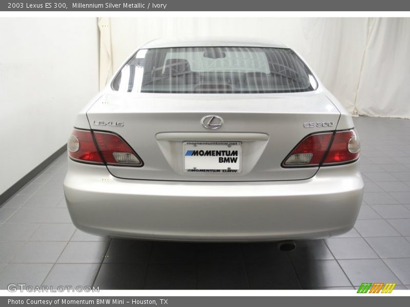 Millennium Silver Metallic / Ivory 2003 Lexus ES 300