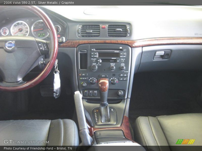 Silver Metallic / Graphite 2006 Volvo S80 2.5T