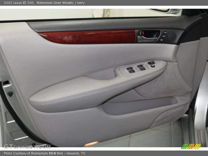 Millennium Silver Metallic / Ivory 2003 Lexus ES 300