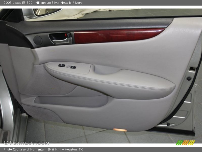 Millennium Silver Metallic / Ivory 2003 Lexus ES 300