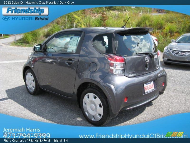 Magnetic Gray Metallic / Dark Gray 2012 Scion iQ