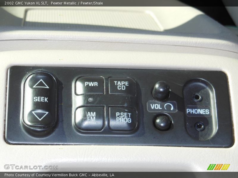 Pewter Metallic / Pewter/Shale 2002 GMC Yukon XL SLT