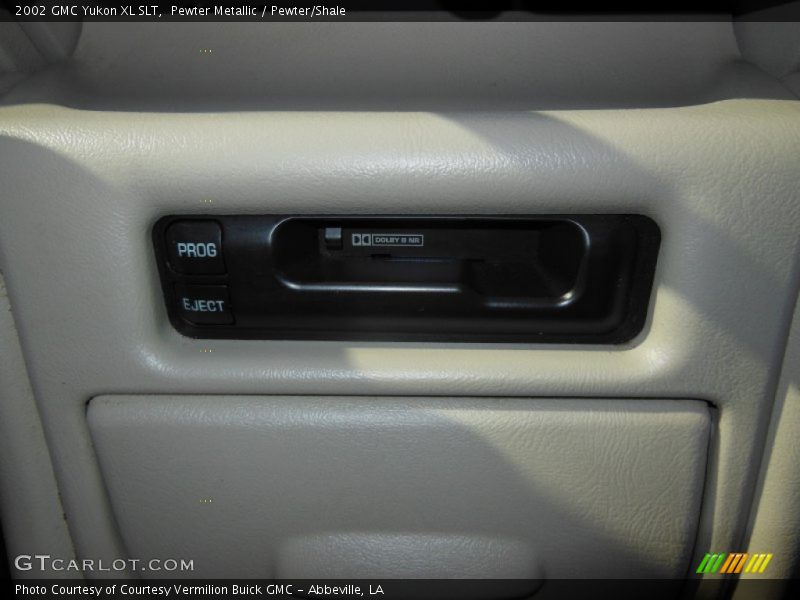 Pewter Metallic / Pewter/Shale 2002 GMC Yukon XL SLT