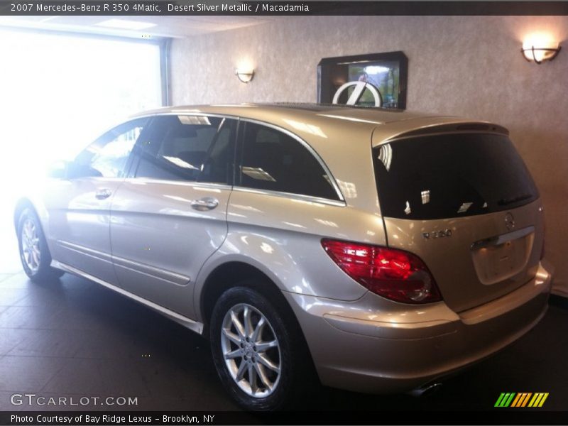 Desert Silver Metallic / Macadamia 2007 Mercedes-Benz R 350 4Matic