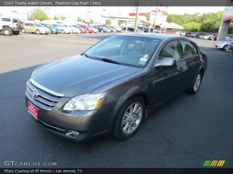 Phantom Gray Pearl / Ivory 2007 Toyota Avalon Limited