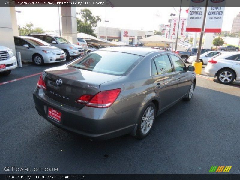 Phantom Gray Pearl / Ivory 2007 Toyota Avalon Limited