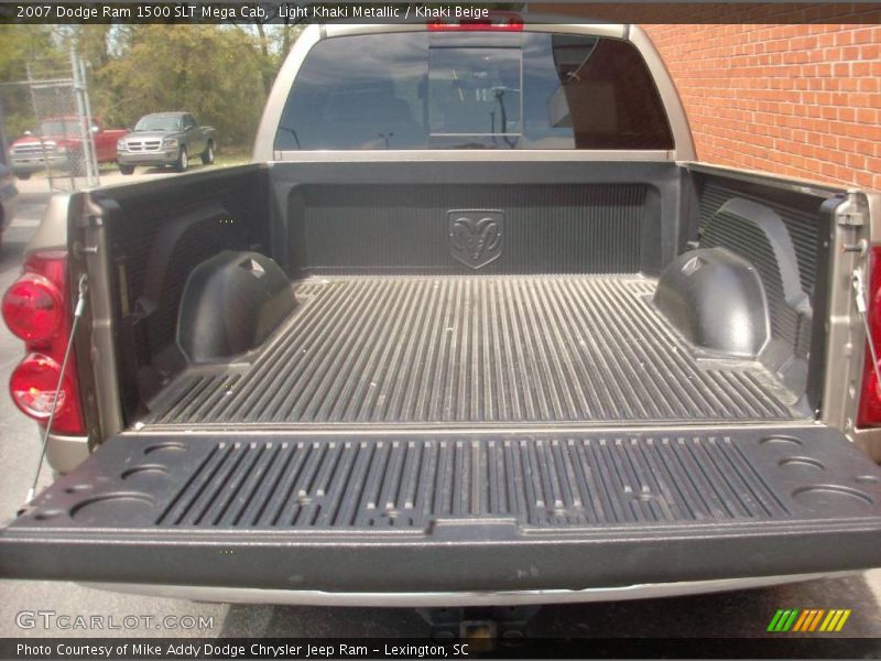 Light Khaki Metallic / Khaki Beige 2007 Dodge Ram 1500 SLT Mega Cab