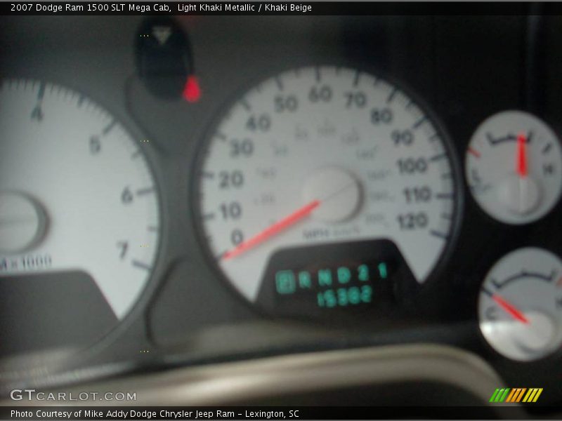 Light Khaki Metallic / Khaki Beige 2007 Dodge Ram 1500 SLT Mega Cab