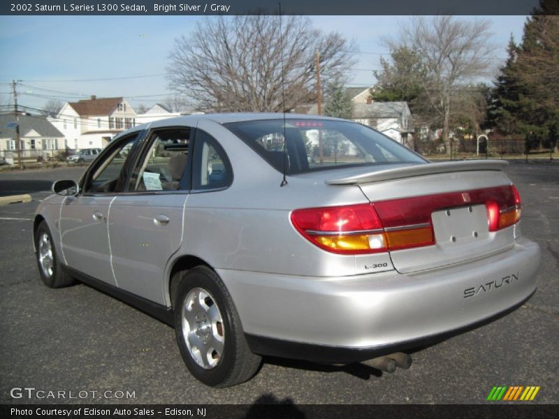 Bright Silver / Gray 2002 Saturn L Series L300 Sedan