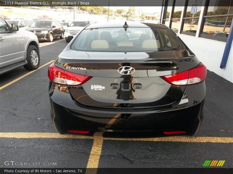 Midnight Black / Beige 2013 Hyundai Elantra GLS