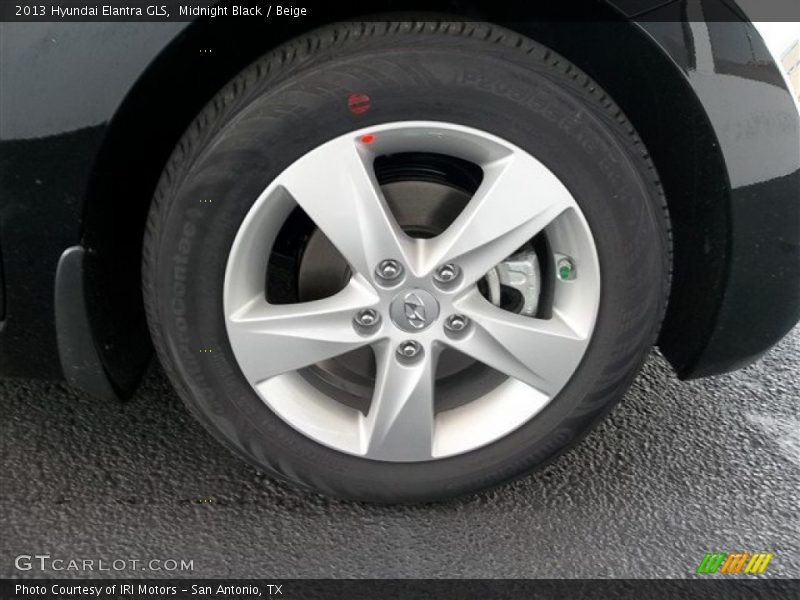 Midnight Black / Beige 2013 Hyundai Elantra GLS