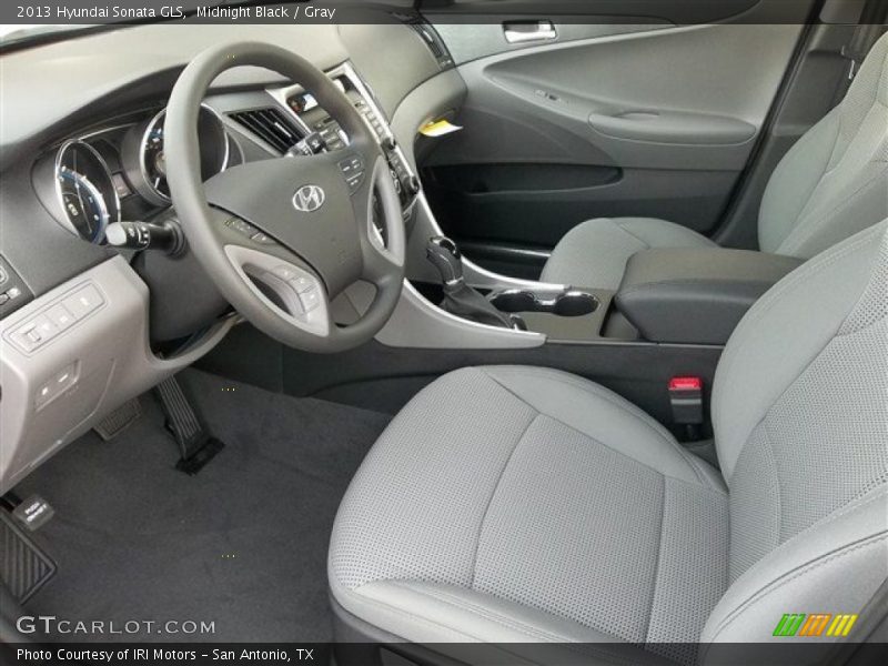Midnight Black / Gray 2013 Hyundai Sonata GLS