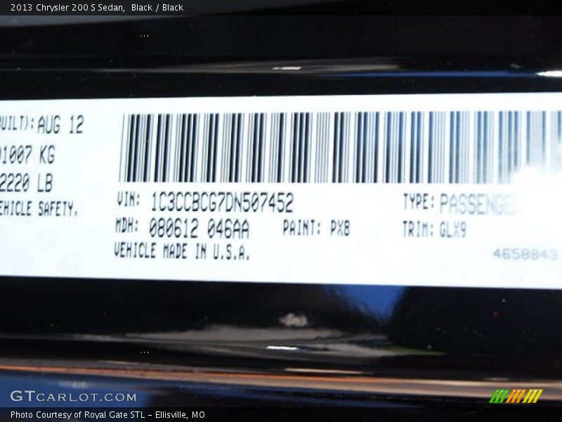 Black / Black 2013 Chrysler 200 S Sedan