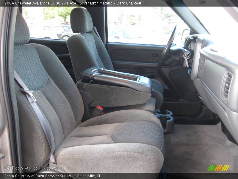 Silver Birch Metallic / Dark Charcoal 2004 Chevrolet Avalanche 1500 Z71 4x4