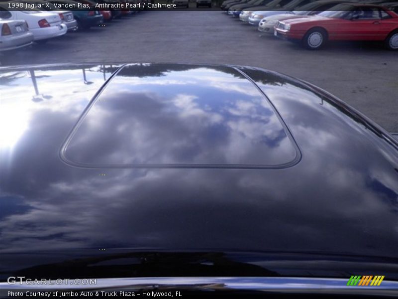 Anthracite Pearl / Cashmere 1998 Jaguar XJ Vanden Plas