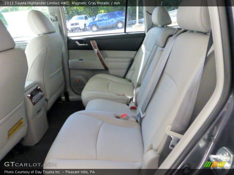 Magnetic Gray Metallic / Ash 2013 Toyota Highlander Limited 4WD