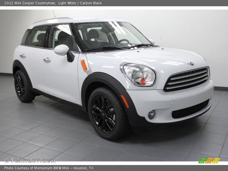 Light White / Carbon Black 2012 Mini Cooper Countryman