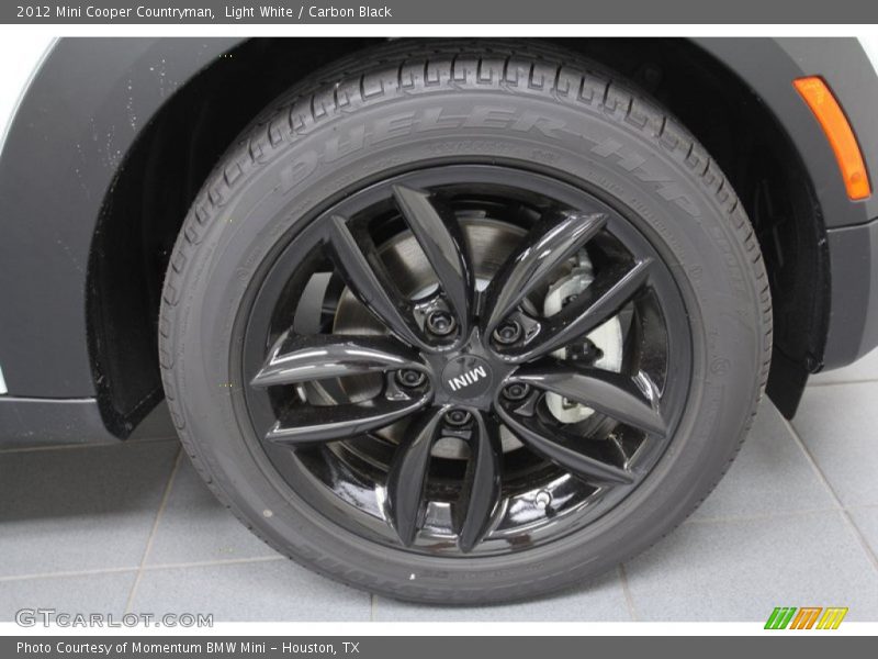 Light White / Carbon Black 2012 Mini Cooper Countryman