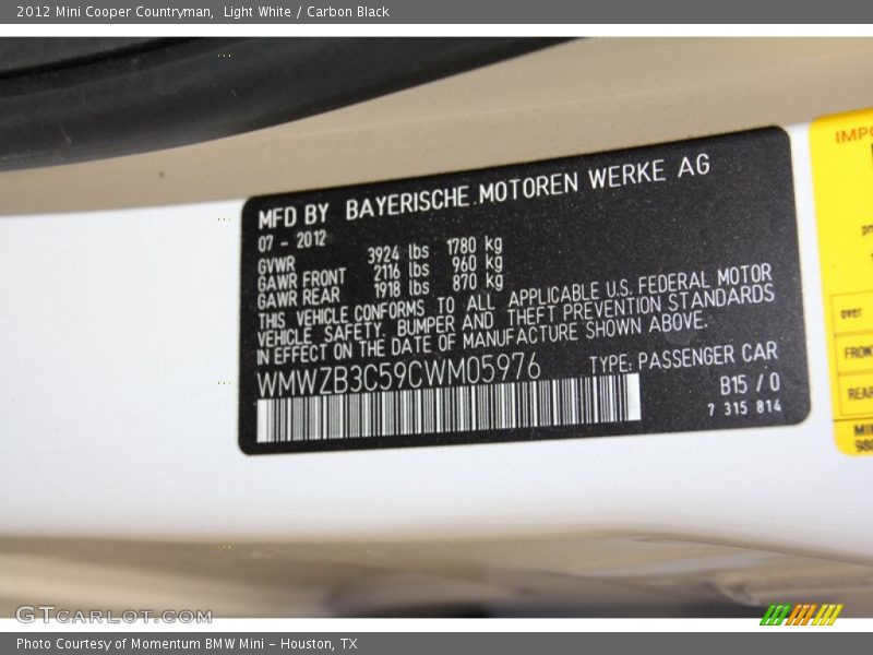 Light White / Carbon Black 2012 Mini Cooper Countryman