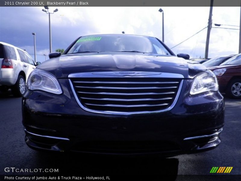 Blackberry Pearl / Black 2011 Chrysler 200 LX