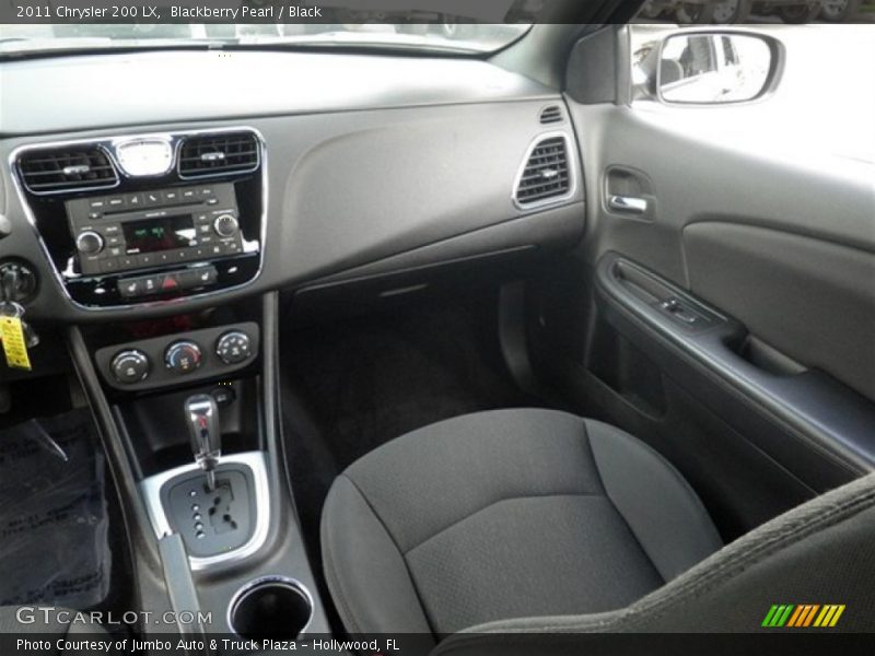 Blackberry Pearl / Black 2011 Chrysler 200 LX