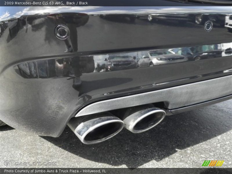 Exhaust of 2009 CLS 63 AMG