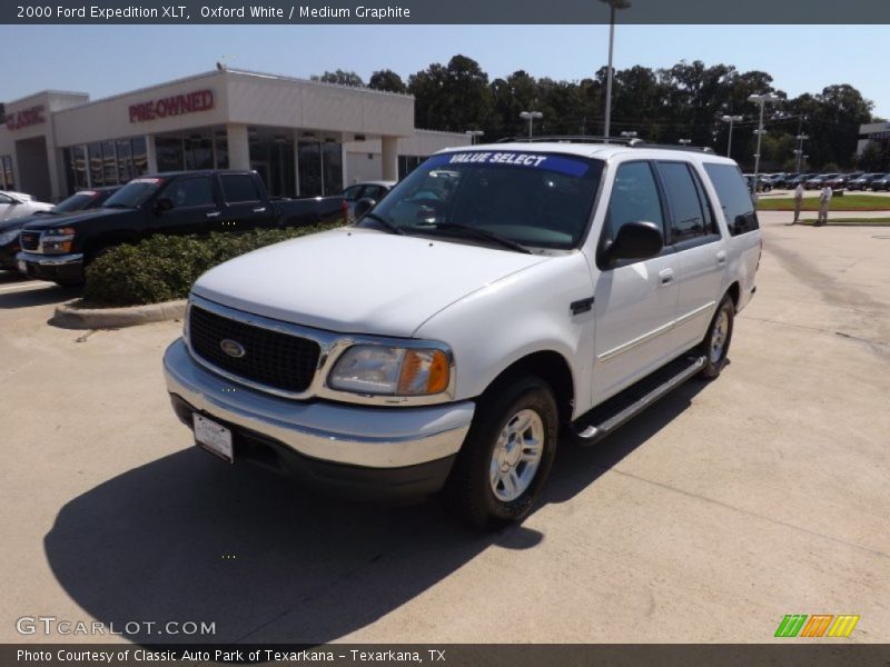 Oxford White / Medium Graphite 2000 Ford Expedition XLT