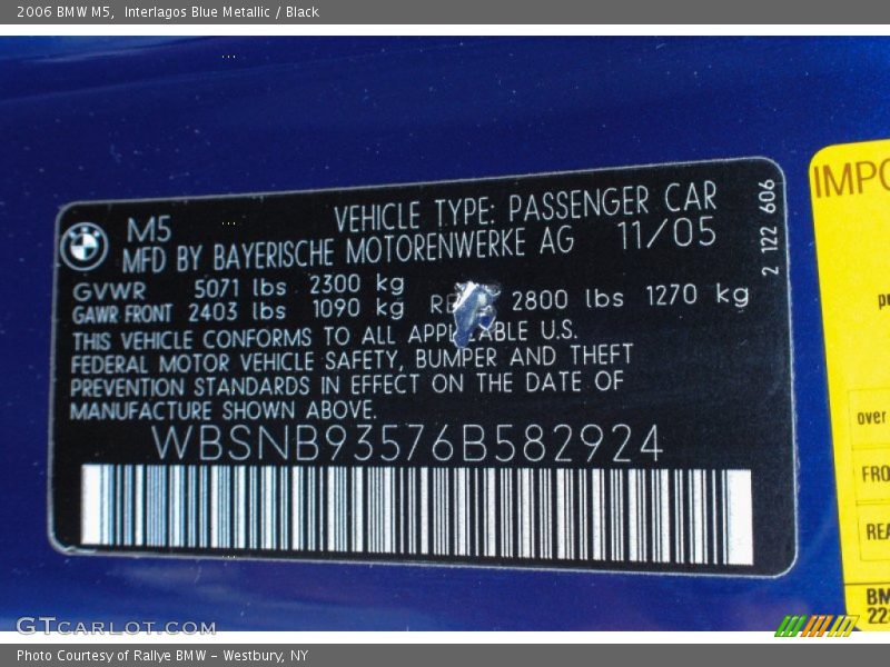Interlagos Blue Metallic / Black 2006 BMW M5
