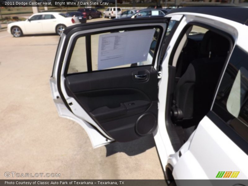 Bright White / Dark Slate Gray 2011 Dodge Caliber Heat