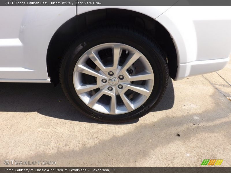 Bright White / Dark Slate Gray 2011 Dodge Caliber Heat