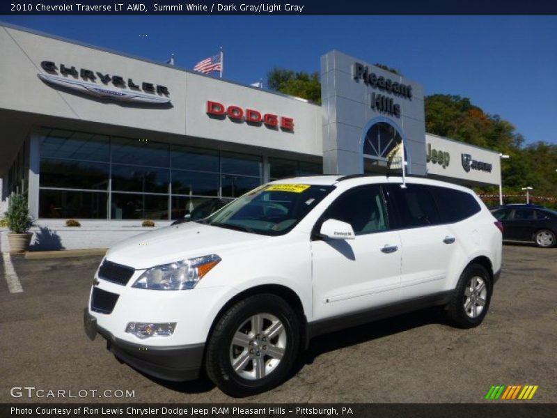 Summit White / Dark Gray/Light Gray 2010 Chevrolet Traverse LT AWD