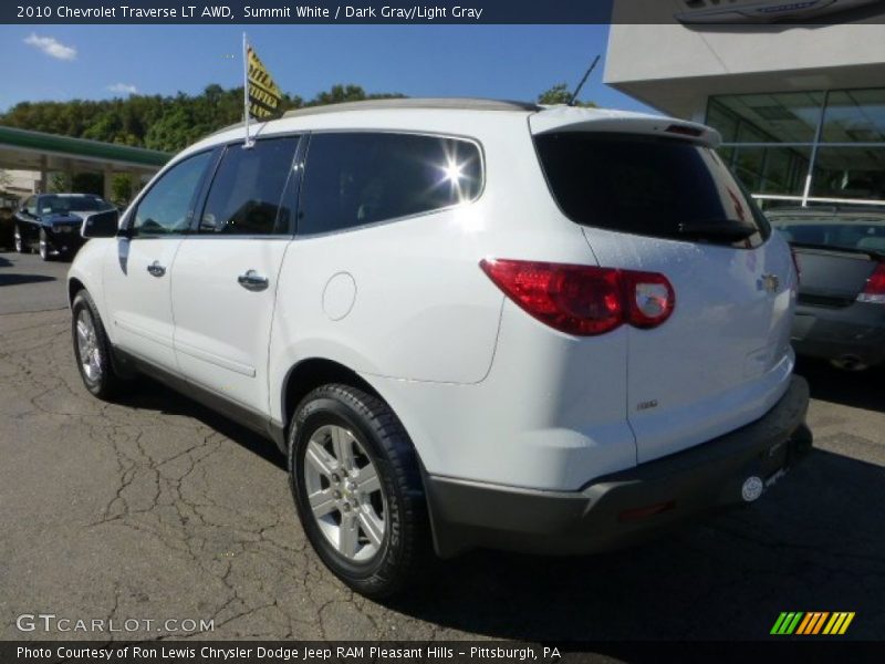 Summit White / Dark Gray/Light Gray 2010 Chevrolet Traverse LT AWD