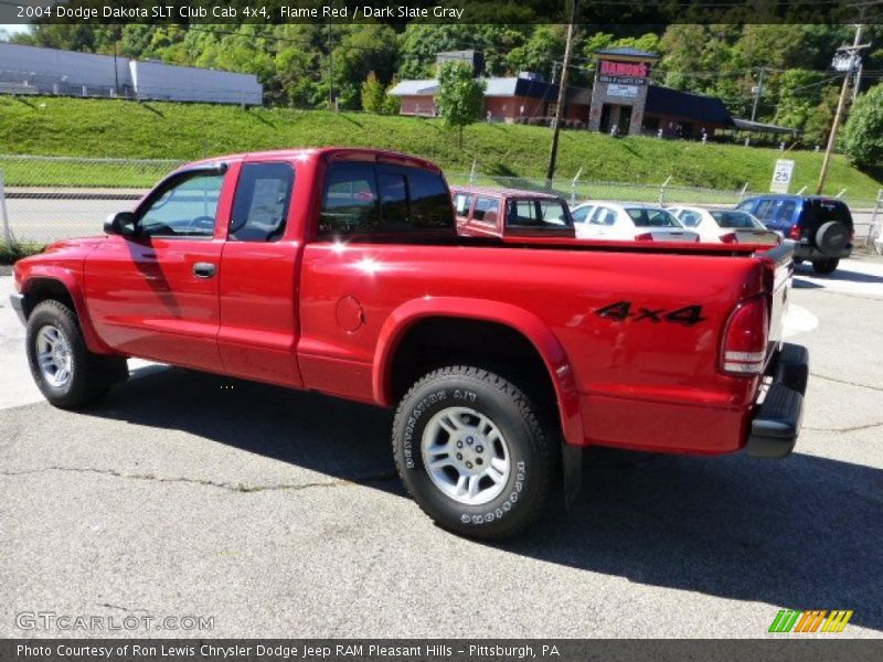 Flame Red / Dark Slate Gray 2004 Dodge Dakota SLT Club Cab 4x4