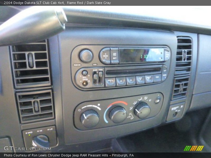 Flame Red / Dark Slate Gray 2004 Dodge Dakota SLT Club Cab 4x4