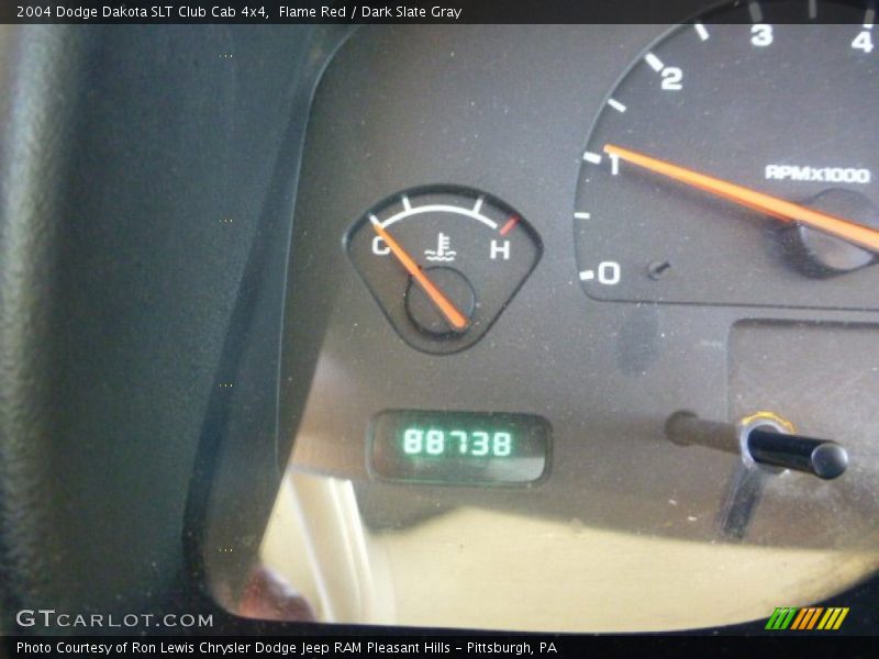 Flame Red / Dark Slate Gray 2004 Dodge Dakota SLT Club Cab 4x4
