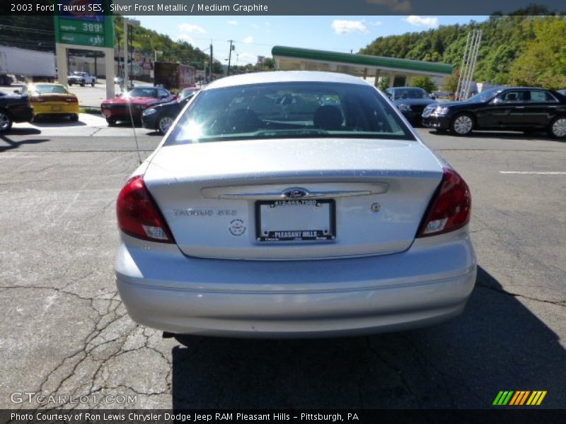 Silver Frost Metallic / Medium Graphite 2003 Ford Taurus SES