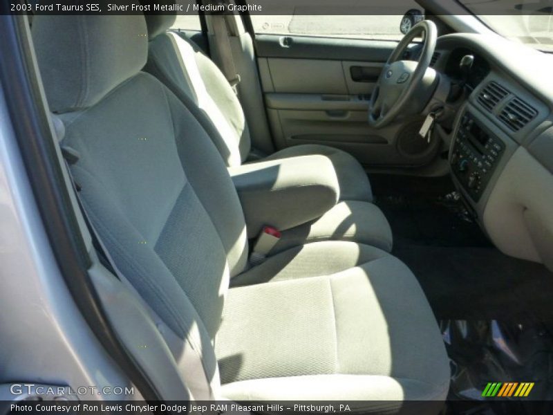 Silver Frost Metallic / Medium Graphite 2003 Ford Taurus SES