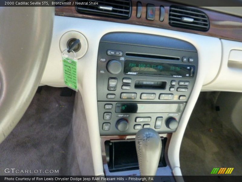 Bronzemist / Neutral Shale 2000 Cadillac Seville STS