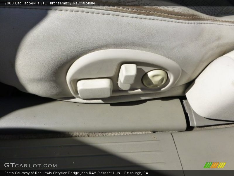 Bronzemist / Neutral Shale 2000 Cadillac Seville STS