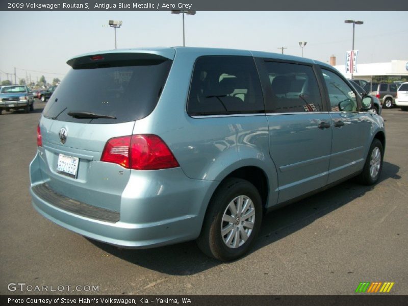 Antigua Blue Metallic / Aero Grey 2009 Volkswagen Routan S