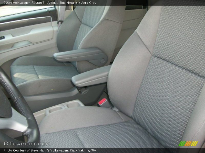 Antigua Blue Metallic / Aero Grey 2009 Volkswagen Routan S