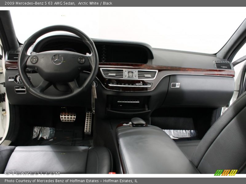Arctic White / Black 2009 Mercedes-Benz S 63 AMG Sedan