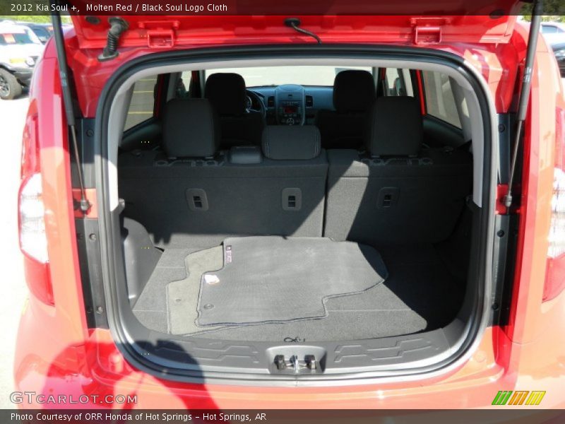 Molten Red / Black Soul Logo Cloth 2012 Kia Soul +